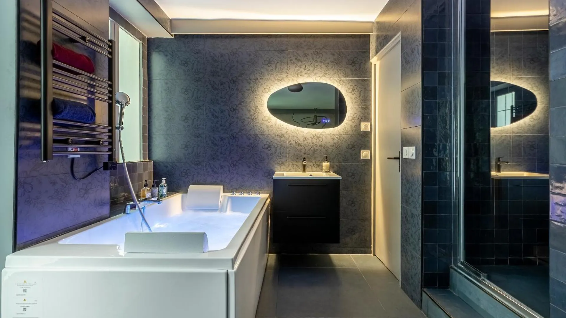Apartment Opera, Grand Boulevard 9eme, Avec Jacuzzi