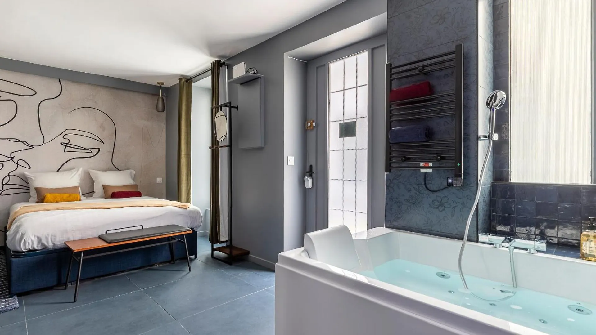 Opera, Grand Boulevard 9eme, Avec Jacuzzi Apartment Paris
